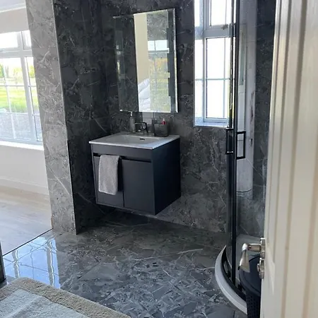 Cosy With Fire Stove Apartman *