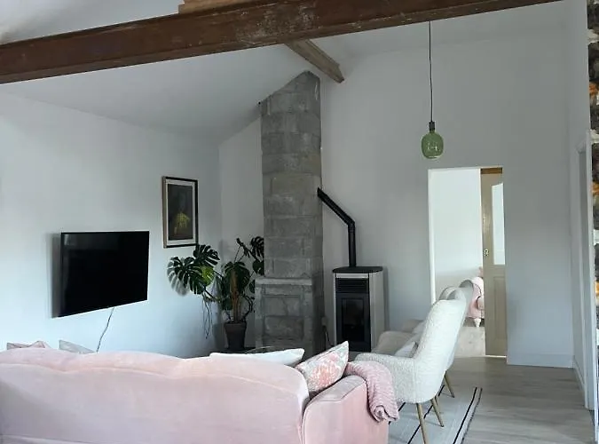 Apartament Cosy With Fire Stove